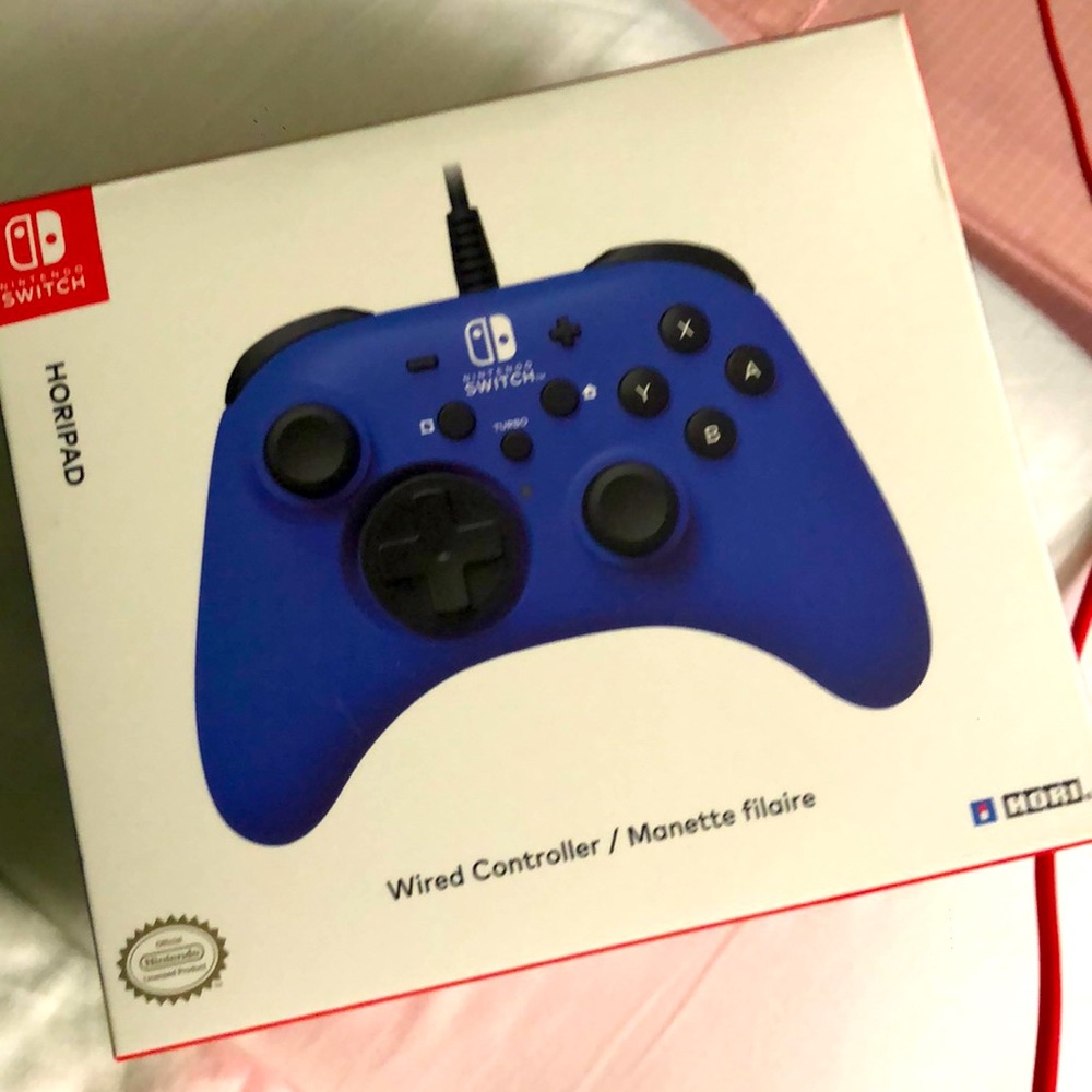 Nintendo Switch Horipad (usb) wired controller.
